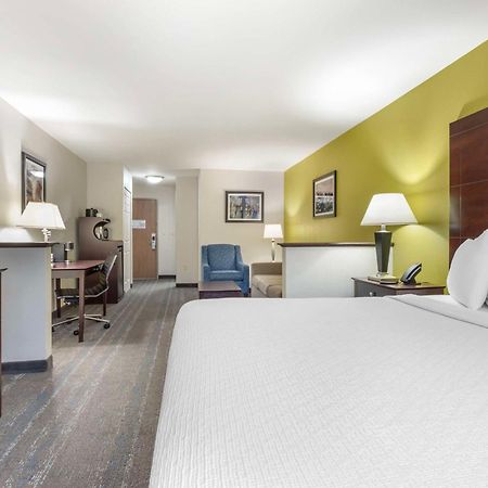 Best Western Plus Mansfield Inn And Suites Exterior photo
